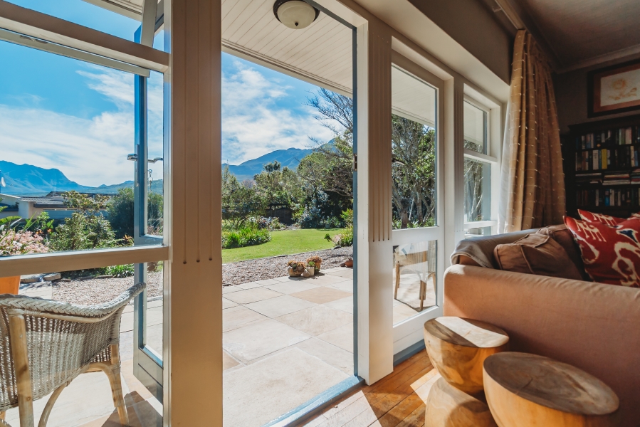 4 Bedroom Property for Sale in Camphersdrift Western Cape